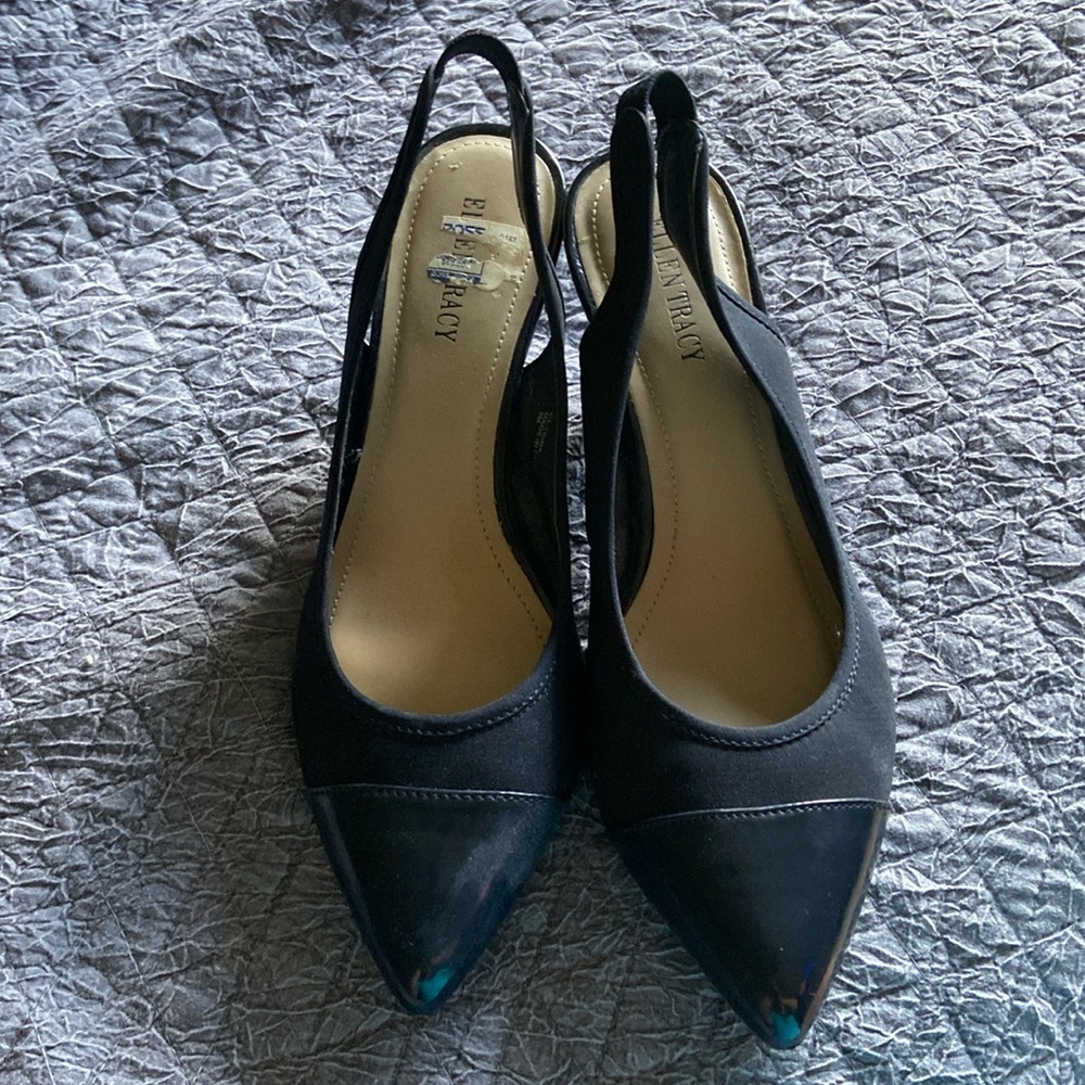 Ellen Tracy navy blue sling backs